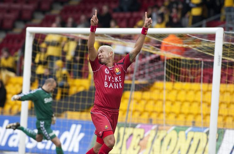 FC Nordsjælland vil ikke længere gøre brug af Jose Junior, når han ikke ønsker at sidde på bænken fra start af en kamp i Superligaen. 