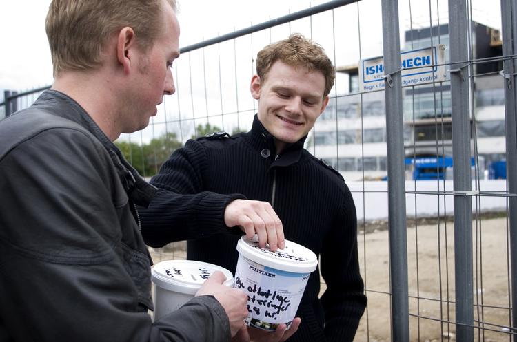 Mathias Sprogøe Fletting ønsker sikkerhed for, at hans krone ikke kun kommer de rigeste danskere til gode. Derfor vælger han offentlige investeringer frem for en lettelse af topskatten. 