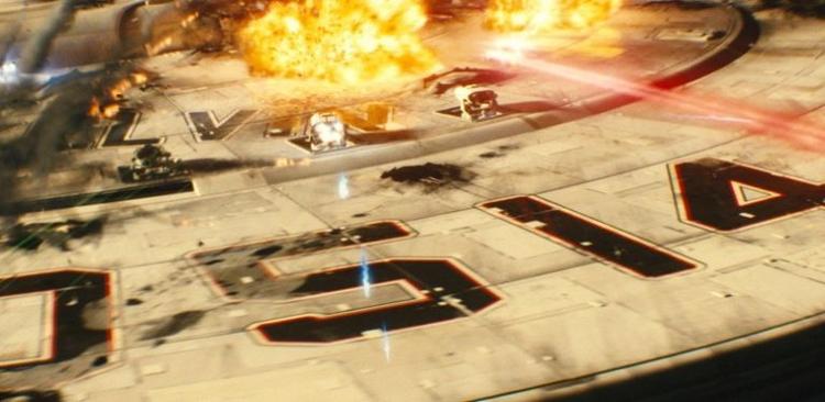 Ekspeditionen i rummet, der går ud på at redde planeten Vulcan fra udslettelse, mødes af fjendtligsindede angreb. 