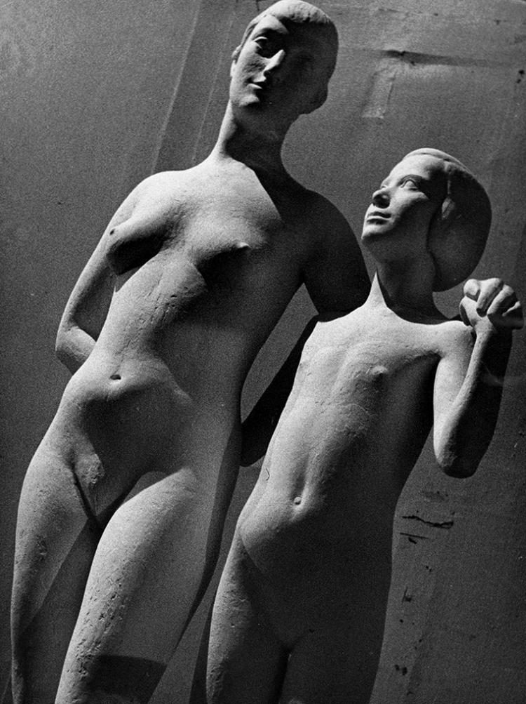 »Pigebørn« er titlen på dette værk fra 1944 af Janus Kamban. Foto: Politikens Billed-samling 
