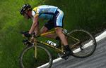 Lance Armstrong satte 15 sekunder til i finalen, men er nummer seks i klassementet. 