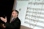 Det Jyske Musikkonservatorium i Århus skal lægges sammen med konservatoriet i Aalborg. Billedet er fra en konference om, hvordan musik påvirker hjernen og omvendt. Foredragsholderen er professor Eckart Altenmüller fra Hannover Universitet. 