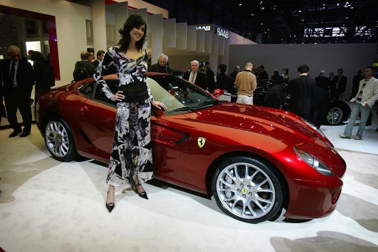 Et stk. ny Ferrari 599 blev leveret til en dansk ejer i april. Dens pris er  ca. fem millioner kroner. Arkivfoto: Jens Dresling 
