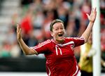 Tre af Merete Pedersens 65 landskampsmål blev scoret i 6-1-sejren over Slovakiet i Viborg sidste sæson. Arkivfoto. 