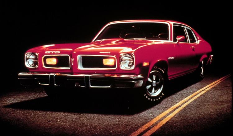 Sådan så en Pontiac ud i velmagtsdagene i 1970'erne – en GTO fra 1974. 
