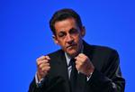Den franske præsident Nicolas Sarkozy har knyttet næverne til kamp mod de franske netpirater. Sarkozy står bag en ny antipiratlov, der vil nægte mistænkte netpirater adgang til nettet i op til et år. Arkivfoto. 