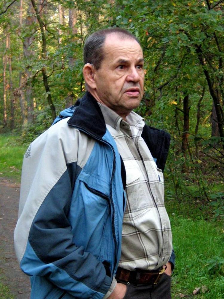 Den polske tolk Frank Jaszunski vil i dag blive begæret indkaldt som vidne i lejemordssagen i byretten i København. 