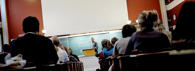 Medlemmerne af Dansk Sociologforenings forskningspolitiske udvalg har set nærmere på de utilsigtede konsekvenser af universitetsloven fra 2003. I 2009 gennemgår et internationalt panel konsekvenserne af 2003-loven. Foto: Peter Hove Olesen 