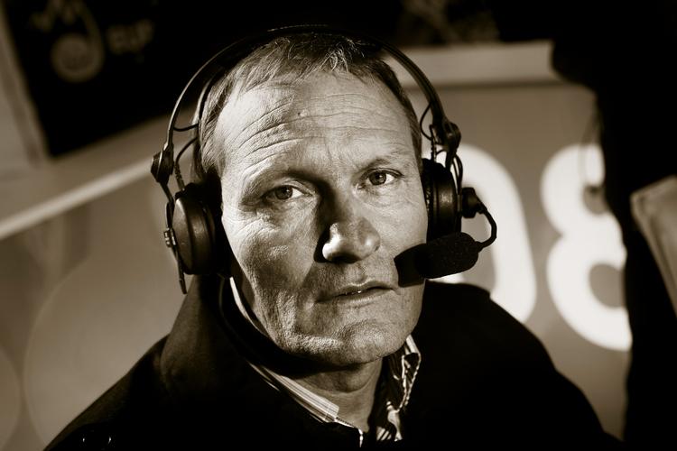 Preben Elkjær speaker EM kvalifikationskampen mellem Sverige og Danmark på Råsunda Stadion i Stockholm. Arkivfoto. 