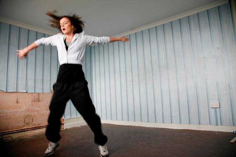 Katie Jarvis i Andrea Arnolds 'Fish Tank', som har fået stor ros i Cannes. Foto fra filmen 