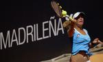 Caroline Wozniacki er i finalen i Madrid Open efter en semifinalesejr over Amelie Mauresmo. 