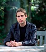 Daniel Kehlmann blev berømt for    'Opmåling af  verden'. Hans nye roman handler om identitet - og  berømmelse.  Foto: Arne Dedert 