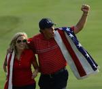Amy Mickelson var ved sin mands side, da Phil Mickelson sidste år for syvende gang var med to det amerikanske Ryder Cup-hold, der besejrede Europa i Louisville, Kentucky. Arkivfoto. 
