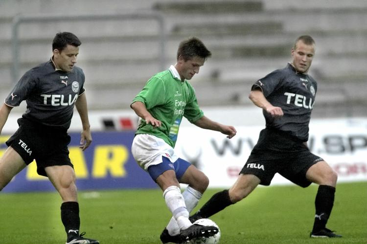 Peter Benjaminsen - i en tidligere kamp mod Viborg - scorede et mål i hver halvleg. Arkivfoto. 