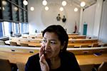 Aleqa Hammond udfordrer Grønlands landsstyreformand, selv om de begge er medlemmer af det socialdemokrtaiske Siumut. Den grønlandske valgkamp er ganske kaotisk. 