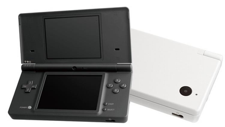 Lanceringen af Nintendo DSi har givet fornyet vind i sejlene for Nintendo - i april måned solgte den alene 820.00 eksemplarer i USA. 
