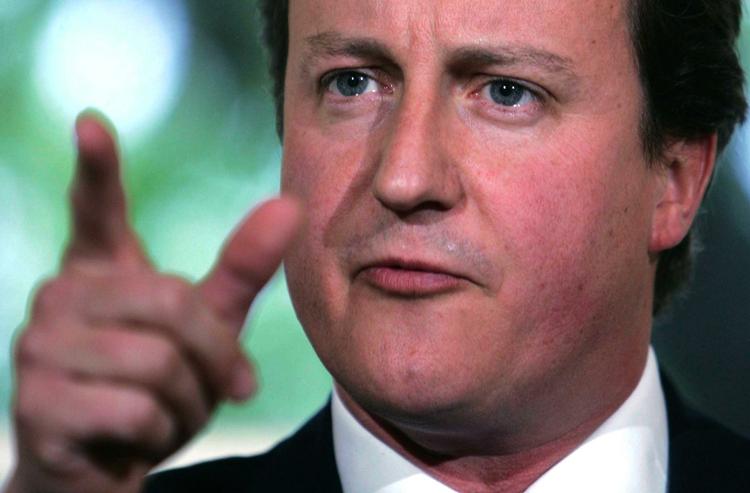 Den konservative leder David Cameron er klar med en helt ny politisk  linje. 