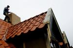 Rigtig mange danskere skal have renoveret deres tag med tilskud fra renoveringspuljen, oplyser Erjvervs- og Byggestyrelsen til tjek.dk. Arkivfoto. 