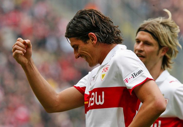 Mario Gomez fejrer en scoring for Stuttgart. Arkivfoto. 