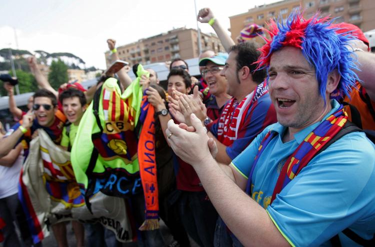 Skal man tro læserne på politiken.dk, så bliver det Barcelonas tilhængere, der kan synge højest efter Champions League-finalen. 