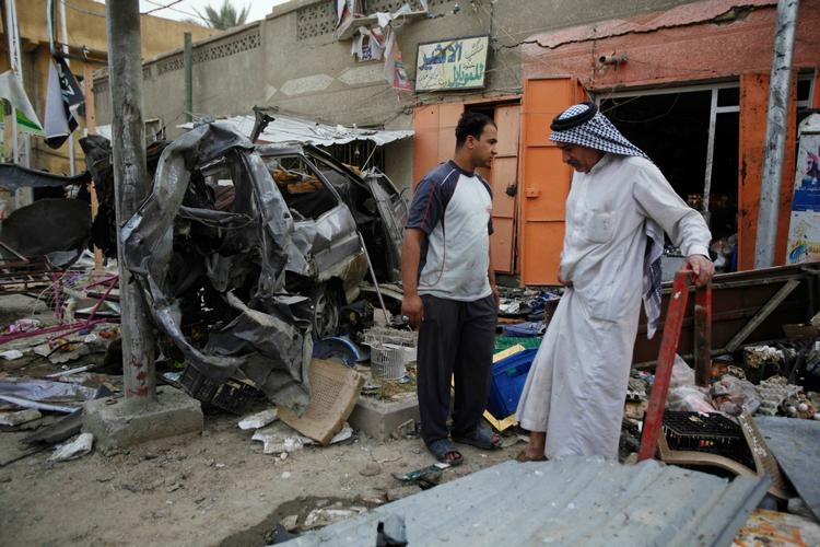En af de seneste terroraktioner i Irak fandt sted for nøjagtig en uge siden i Bagdad, hvor en bombe i en bil ved en populær restaurant dræbte 41 mennesker og sårede 76 andre. 
