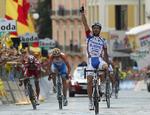 Michele Scarponi først over stregen på etapen, hvor danske Lars Bak var med fremme helt til det sidste. 