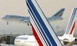 Air France-fly i Charles de Gaulle-lufthavnen i Paris. Arkivfoto. 