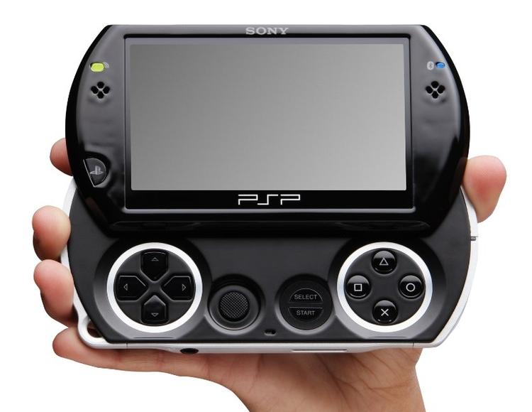 De lækkede billeder af PSP Go viser et slide-design, hvor knapperne er gemt under skærmen. Skærmen er også større end den nuværende PSP, og den har 16 GB indbygget hukommelse. 