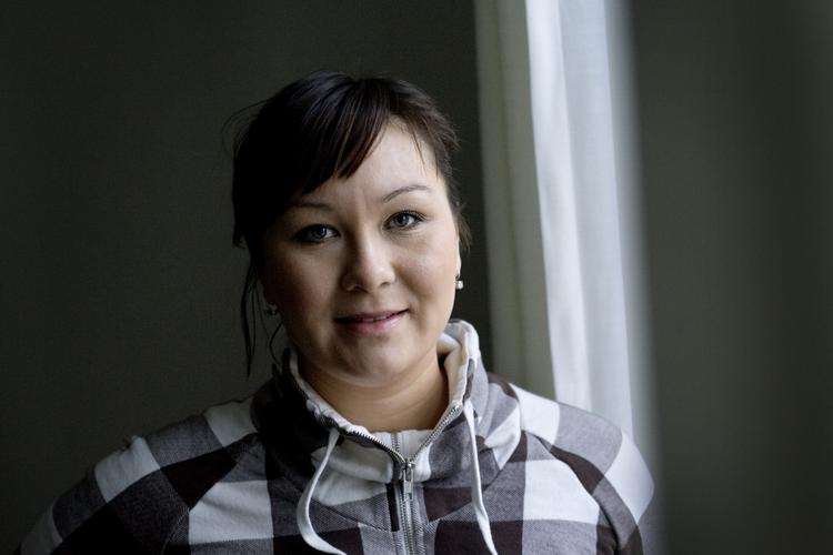 24-årige Juliane Henningsen fra venstrefløjspartiet IA er kometen på den grønlandske politiske scene. Hun fik flest personlige stemmer til det danske folketingsvalg i 2007. 