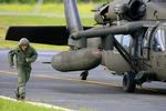 Mandskab fra brasiliansk helikopter, der har deltaget i eftersøgningen af Air Franceflyet. 