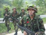 Sydkoreanske soldater på øvelse nær grænsen til Nordkorea. Spændingen mellem de to lande har været høj, siden Nordkorea testede en atombombe. 
