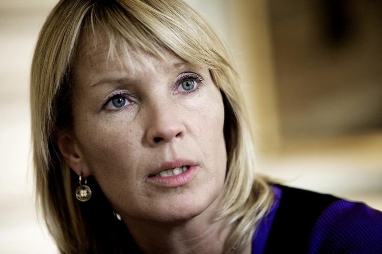 Lene Espersen er bekymret for, om tronfølgeloven falder på søndag. Arkivfoto 