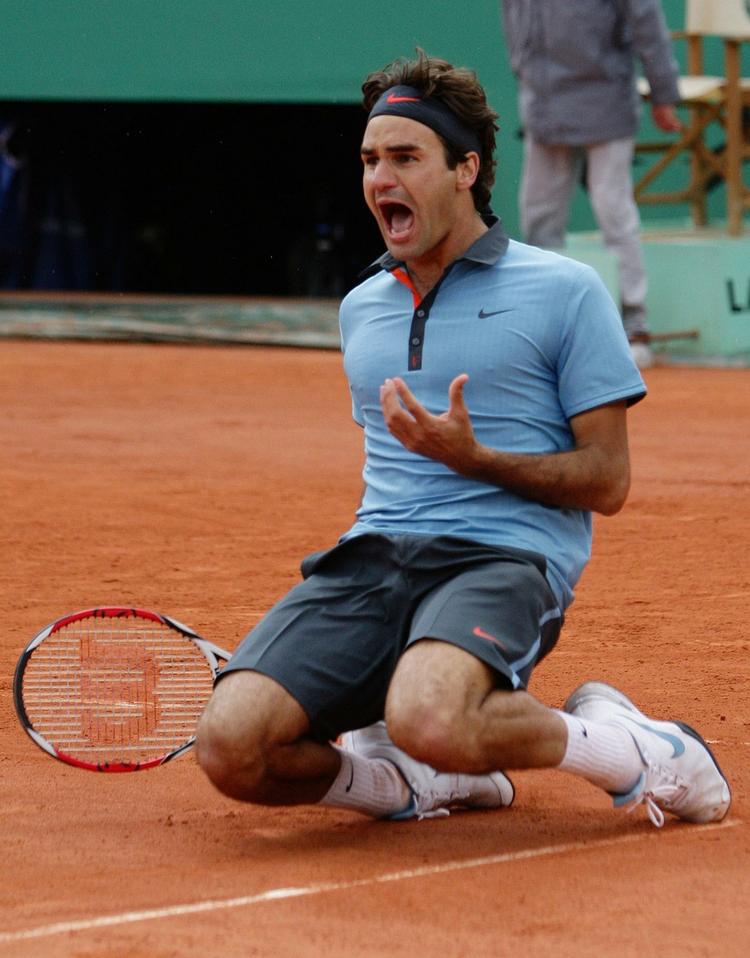 Roger Federer sikrede sig sin første French Open-titel i karrieren ved at slå svenskeren Robin Söderling i finalen. 
