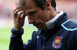 West Hams yderst populære manager Gianfranco Zola førte klubben til en godkendt 9.-plads i sin første sæson. Nu har klubben fået nye ejere.  Arkivfoto. 