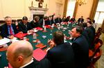 Premierminister Gordon Brown samlede i dag sit nye kabinet i Downing Street 10 i London. 