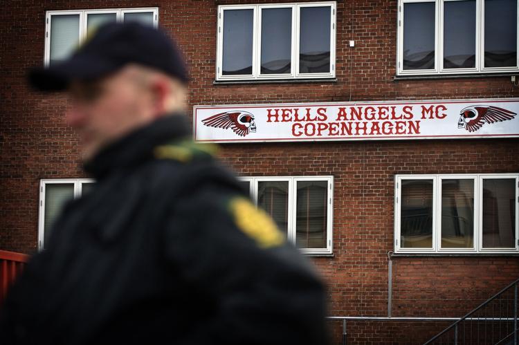 Det bliver stadig vanskeligere for politiet at agere i miljøet omkring Hells Angels og AK81. 
