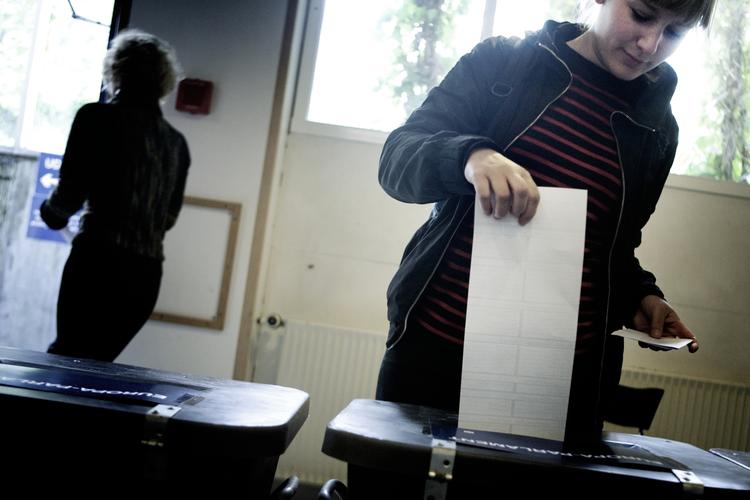 Danskere på overførselsindkomster skal ikke kunne stemme, mener flere unge konservative. Arkivfoto. 