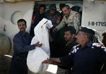 Tre af de dræbte udlændinge er i dag blevet bragt til den yemenitiske hovedstad. 