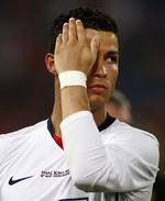 Håret skal sidde perfekt, når Cristiano Ronaldo og de nye rollemodeller i fodboldens verden går på banen. Arkivfoto. 