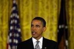 Barack Obama vil give bedre forhold for de »hårdtarbejdende, dedikerede og patriotiske medarbejdere«. 