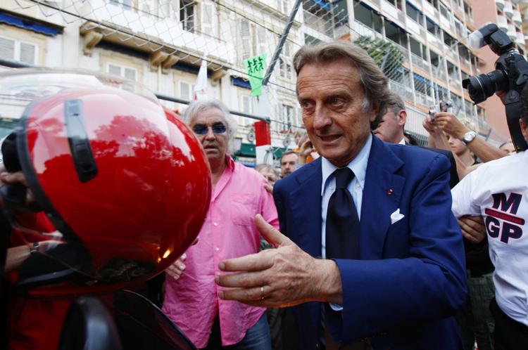 Ferrari-præsident Luca di Montezemolo (th.) og Renaults sportschef Flavio Briatore har nu fået nok af Fia. Sammen med seks andre Formel 1-hold danner de deres eget mesterskab. Arkivfoto. 