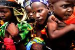 Der er flere sultende i verden end nogen sinde før. Her en situation fra et af verdens allerfattigste lande, Niger, der oplever meget stor børnedødelighed. 