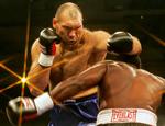 Russeren Nicolai Valuev er 2,13 meter høj. 