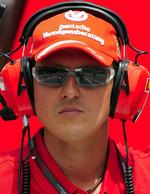 Michael Schumacher ser spansk Formel 1 Grand Prix i Montmelo nær Barcelona i maj, 2009. 