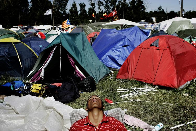 Vil du foran i køen til en god lejrplads på Roskilde? Så gør noget godt for klimaet. 
