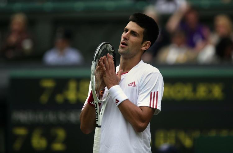 Det holdt hårdt, men lykkedes for Novak Djokovic at nå Wimbledons anden runde. 