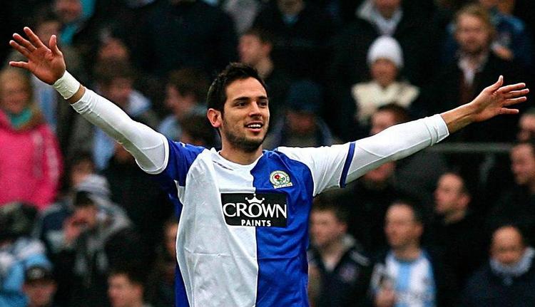 Roque Santa Cruz jubler efter en scoring for Blackburn i FA-cuppen mod Coventry i februar. Arkivfoto. 