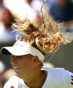 Caroline Wozniacki sendte 50 af sine 79 førsteserver i spil (svarende til 63 procent), da hun på knapt to timer besejrede Kimiko Date Krumm. 