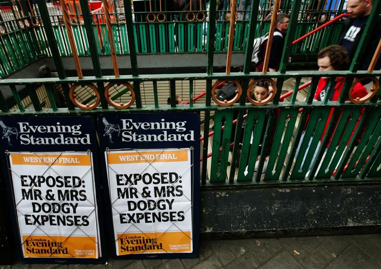 Den britiske udgiftsskandale begyndte at rulle, da The Daily Telegraph købte rettighederne til informationerne. 