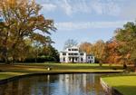 Øregaard Museum nær Strandvejen i Hellerup blev bygget i årene 1806-7 og fungerede som sommerresidens for storkøbmand Johannes Søbøtker og hans familie. Pr-foto 